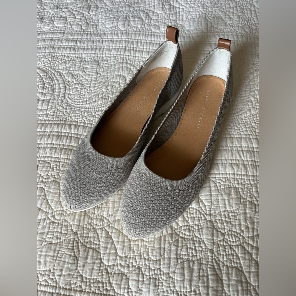 Kelly & Katie Light Gray with tan accent Women's Flats